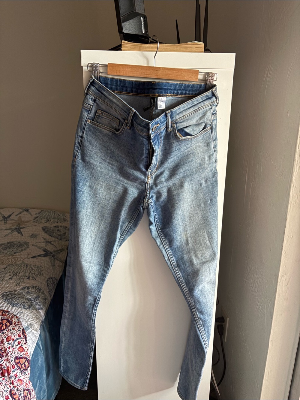 H&M Light Blue Women's Skinny Jeans - Picture 2 of 3